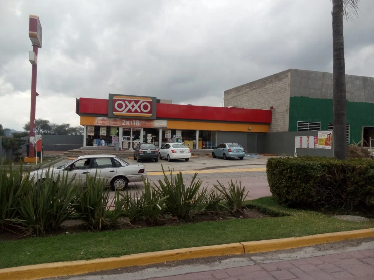 OXXO Stand-Alone